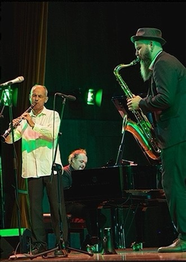 ROMANÍ-ZHULYEV-MAZZANTI HOT JAZZ | Friday Blues